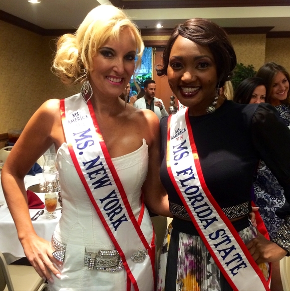 Meet your Posher, Amy - Picture 9 of 11